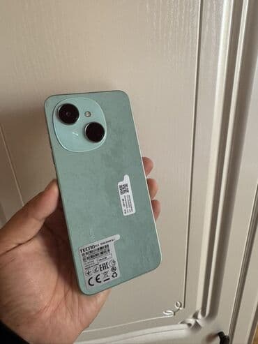 Tecno Spark Go, Б/у, 128 ГБ, цвет - Зеленый, 2 SIM