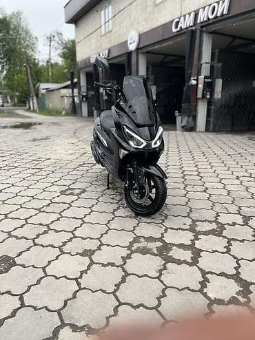 nmax скутер: Скутер (макси-стиль), черный - Дизайн: агрессивная передняя оптика с — 2