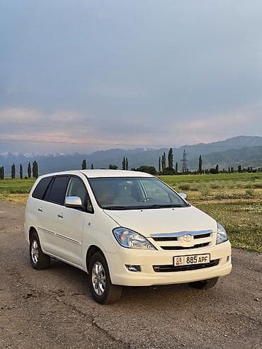 e39 540: Toyota Innova: 2007 г., 2.7 л, Автомат, Бензин, Минивэн — 3