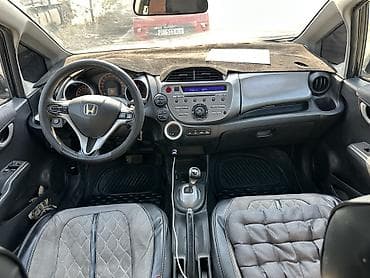 форд фокус 1: Honda Jazz: 2009 г., 1.4 л, Робот, Бензин, Хэтчбэк — 8