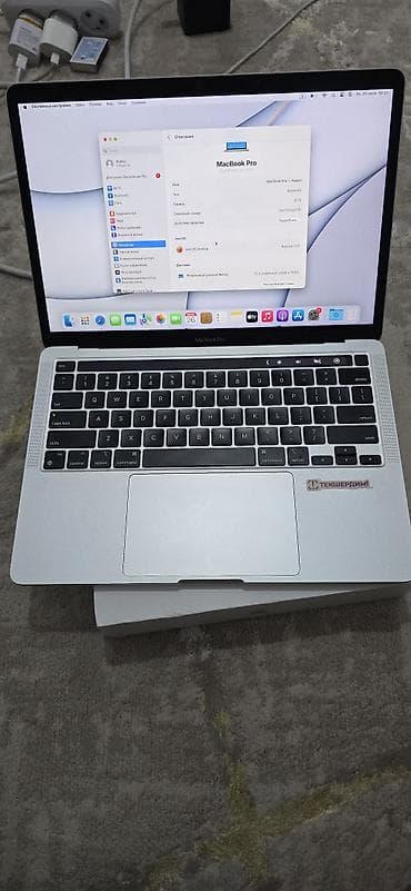 MacBook Pro 13" (модель A2338) с чипом Apple M2 Ключевые