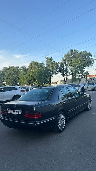 Mercedes-Benz E-Class: 2000 г., 2 л, Механика, Бензин, Седан — 7