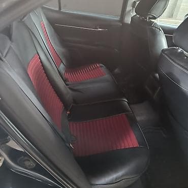 салон автомобиля: Toyota Camry: 2019 г., 2.5 л, Автомат, Бензин, Седан — 2