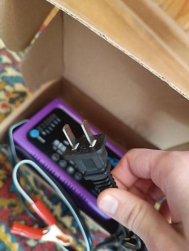 аккумулятор зарядное: Зарядное устройство для аккумуляторов CATBO KTB-DS61224 Универсальное — 3