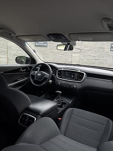 small car: Kia Sorento: 2019 г., 2.4 л, Автомат, Бензин, Минивэн — 6