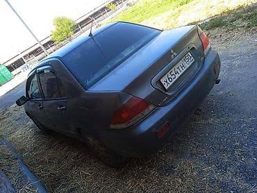 Mitsubishi Lancer: 2004 г., 1.6 л, Механика, Бензин, Седан — 4