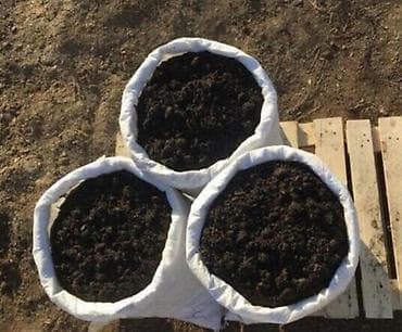 куплю торф: Плодородный грунт (чернозём) в мешках - Структурированный рыхлый — 1