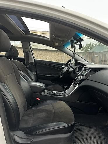 сокулук кун туу: Hyundai Sonata: 2010 г., 2 л, Автомат, Газ — 8