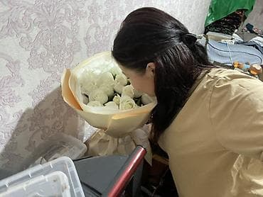корзина цветы: Букет из белых роз - Классический букет из свежих белых роз с — 1