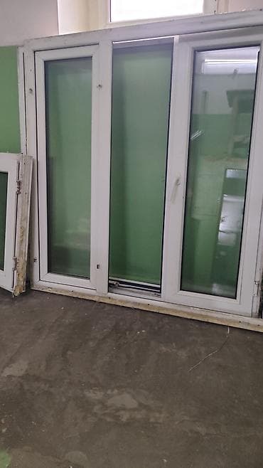 Готовое пластиковое окно, Тип окна: Балконные, Декоративные особенности: Другие особенности, Б/у, Без установки, Без рассрочки