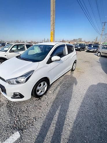 ravon spark: Chevrolet Spark: 2017 г., 1 л, Вариатор, Бензин, Хэтчбэк — 2