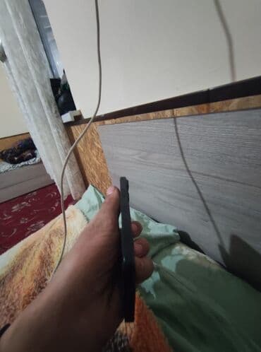 подставка с охлаждением для ноутбука: IPhone 13, Б/у, 128 ГБ, Черный, Чехол, Защитное стекло, 85 % — 4