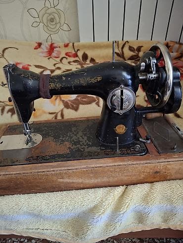 redmi note 8 32gb: Механическая швейная машина с ручным приводом (маховое колесо) в — 1