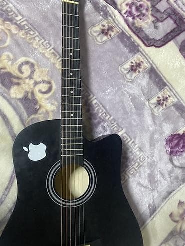 гитару советскую: Акустическая гитара, форма дредноут с вырезом (cutaway), корпус — 1