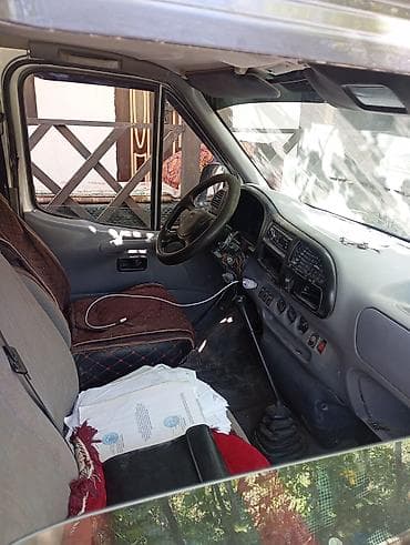 сапок бус бортовой: Ford Transit: 1995 г., 2.5 л, Механика, Дизель, Фургон — 4