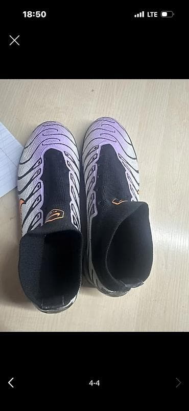 air force: Футбольные шиповки Nike с высоким эластичным воротником. Модель — 4