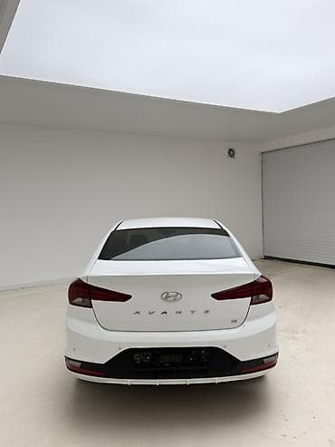 хендай аванта: Hyundai Avante: 2020 г., Седан — 2