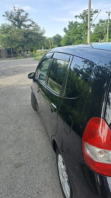 Транспорт: Honda Fit: 2003 г., Автомат, Бензин, Хетчбек — 5