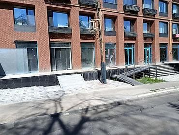 Аренда коммерческого помещения open-space. Описание: - Просторный зал — 8