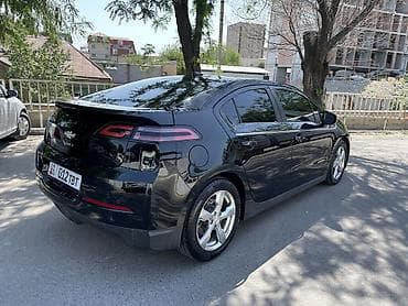 Продажа авто: Chevrolet Volt: 2013 г., 1.5 л, Автомат, Гибрид, Хэтчбэк — 4