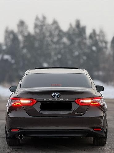 d 4d: Toyota Camry: 2018 г., 2.5 л, Вариатор, Гибрид, Седан — 6