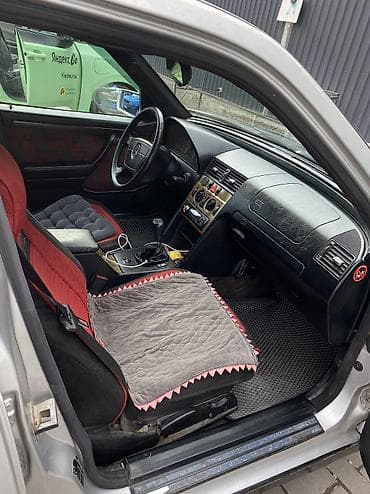 g wagon: Mercedes-Benz C-Class: 1997 г., 1.8 л, Механика, Бензин, Седан — 7