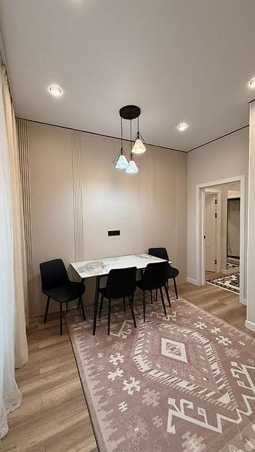 Недвижимость: 2 комнаты, 42 м², Элитка, Пишпек Элитка, 7 этаж, Дизайнерский ремонт — 1