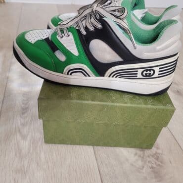 gucci обувь: Gucci (оригинал)

Размер 37.5
Цена: 6000
Оригинал — 3