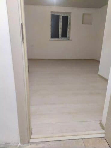 сдаю комнату долгосрочно: 20 м², Без мебели — 3