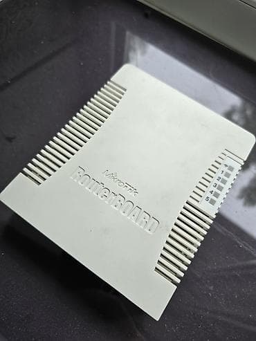проек: Маршрутизатор MikroTik RouterBOARD RB951Ui-2HnD - Домашний/офисный — 1