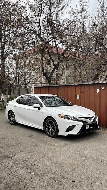 Toyota Camry: 2019 г., 2.5 л, Автомат, Бензин, Седан