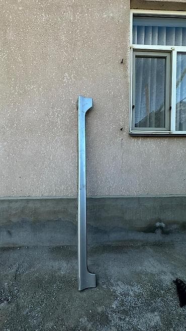 легаси б4 универсал: Наружные накладки порогов Toyota, 2003 г., Б/у, Оригинал — 1