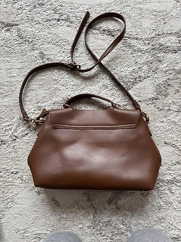 Портфели: Сумка через плечо/на руку, коричневая - Материал: гладкая эко-кожа. - — 2