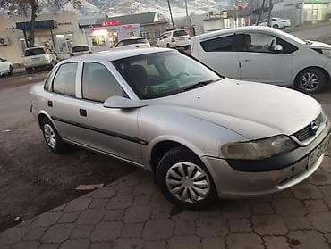 Opel: Opel Vectra: 1997 г., 1.8 л, Механика, Бензин, Седан — 5