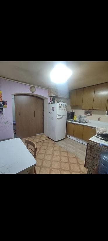 без хозяев: 58 м², 3 комнаты, Парковка, Забор, огорожен — 8