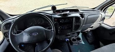 sprinter 4 4: Ford Transit, цельнометаллический грузовой фургон с высокой крышей и — 1