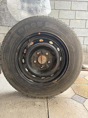 покрышка р13: Колеса в сборе 145 / R 13, Б/у, Запаска, Легкий коммерческий транспорт (C/LT), Железные, отверстий - 4 — 1