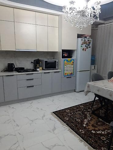 Дома: 🏡✨ ПРОДАЁТСЯ УЮТНЫЙ ДОМ! ✨🏡 📍 Район: АК ОРДО 2 🛏️ Комнаты: 4 📐 — 4