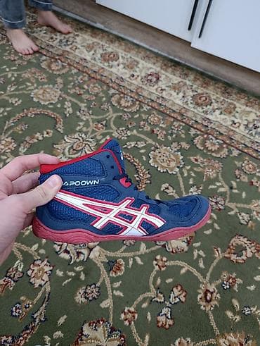 Мырзалардын бут кийими: Эркектердин кроссовкасы, 41, Asics, Колдонулган, түсү - Көк, Өзү алып кетүү — 2