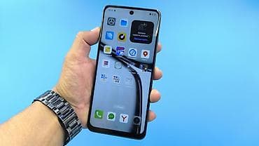 Realme C65, Б/у, 256 ГБ, цвет - Серый, 2 SIM — 3