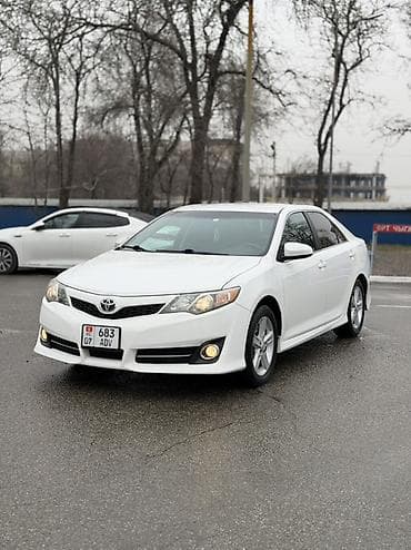 vw golf 2: Toyota Camry: 2014 г., 2.5 л, Автомат, Бензин, Седан — 4