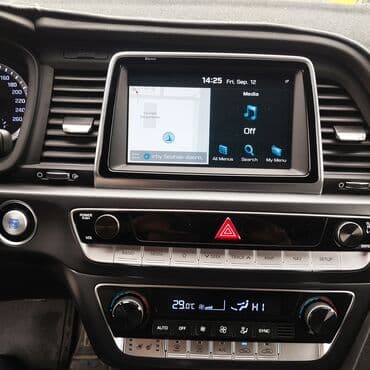 Продажа авто: Hyundai Sonata: 2019 г., 2 л, Автомат, Газ, Седан — 9