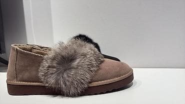 РАСПРОДАЖА!!! Женские зимние полуботинки-слипоны с пушистым помпоном at lalafo.kg РАСПРОДАЖА!!! Женские зимние полуботинки-слипоны с пушистым помпоном