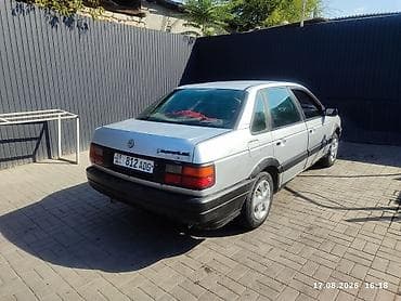passat variant: Volkswagen Passat: 1990 г., 1.8 л, Механика, Бензин, Седан — 3