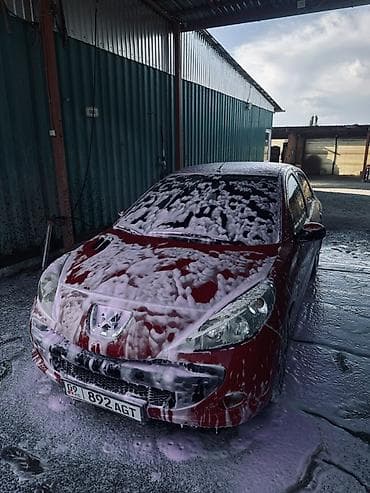 70 сом: Peugeot 207: 2010 г., 1.3 л, Кол менен иштөөчү, Бензин, Хетчбек — 7