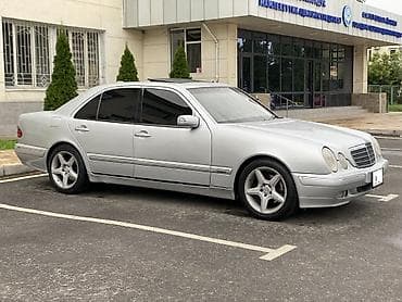 Mercedes-Benz E-Class: 2000 г., 3.2 л, Автомат, Бензин, Седан