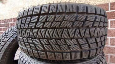купить бу летние шины: 225.55.17 зимние липучки. комплект 4шт состояние протектора 99% — 5