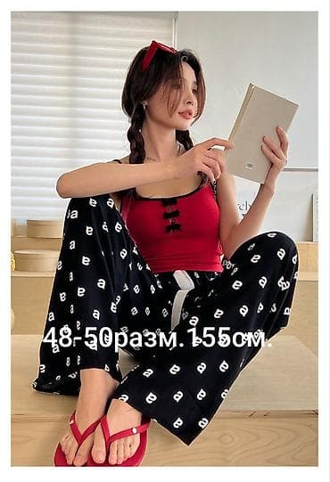 Летние широкие слегка укороченные однотонные брючки в свободном стиле at lalafo.kg Летние широкие слегка укороченные однотонные брючки в свободном стиле