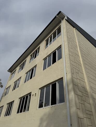 продаю полдома западный автовокзал: 1 комната, 22 м², 106 серия улучшенная, 3 этаж, ПСО (под самоотделку) — 3