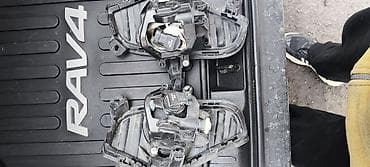 rav4: Комплект противотуманных фар Toyota Оригинал — 2